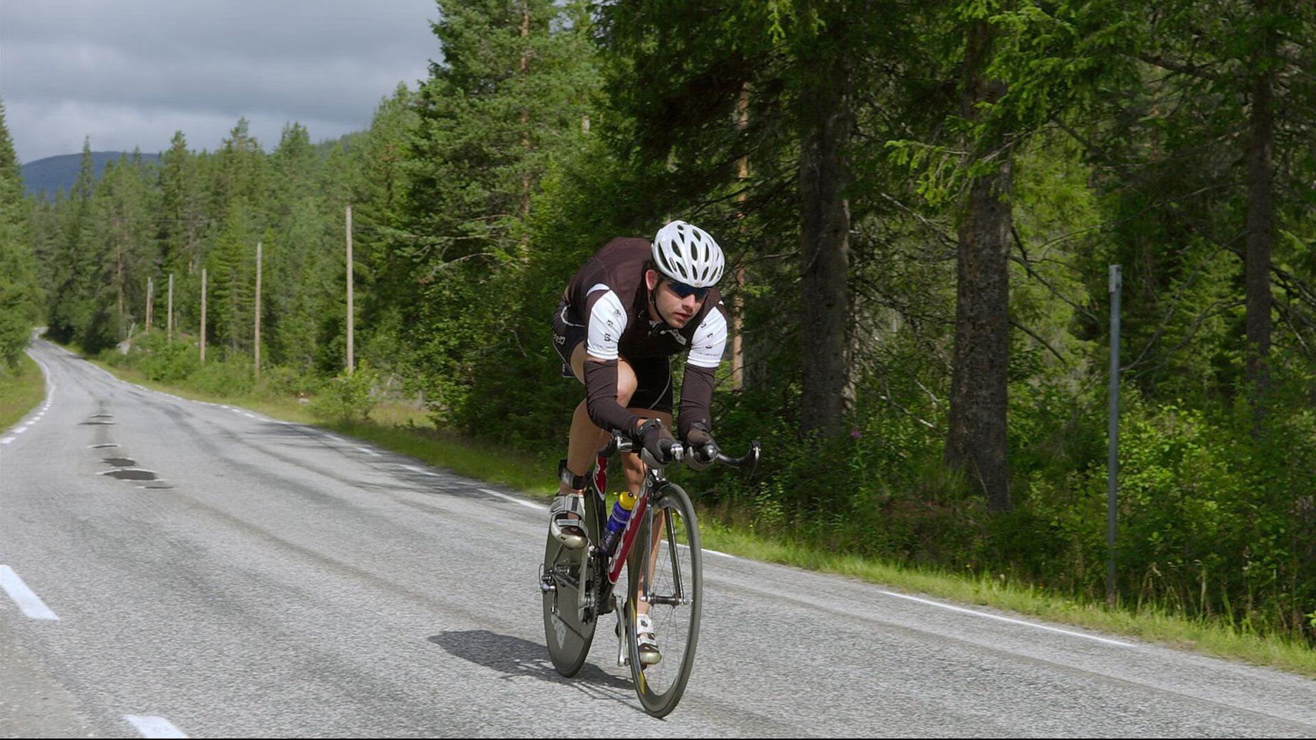 猛龙铁锁困快船，约基奇末节定江山