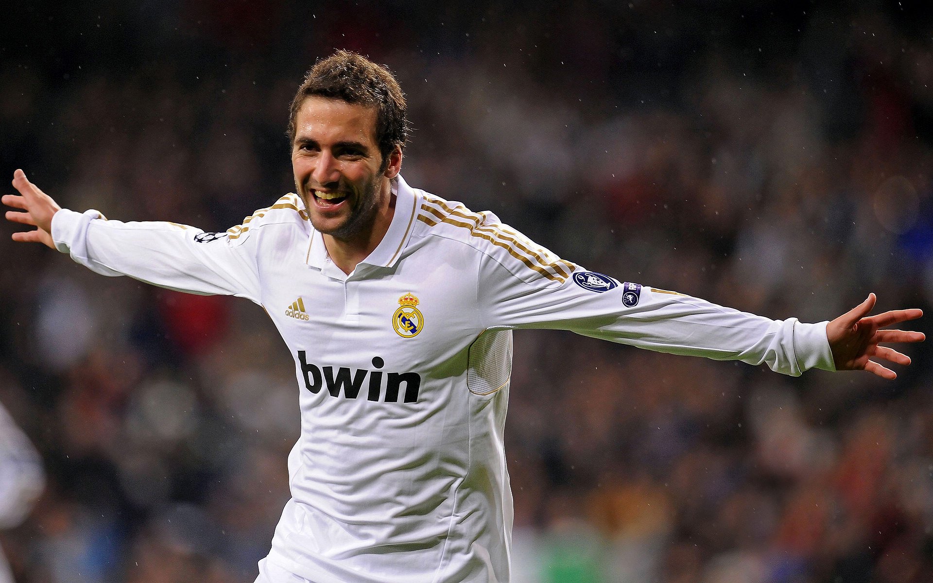 雄鹿争冠征途的上海密码，克莱式关键先生如何炼成